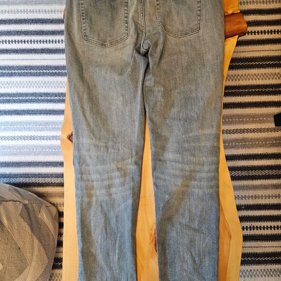 Carve Designs Carson Jean in Beach Blue - organic cotton! Fit like a 4 or 6 - Picture 10 of 10